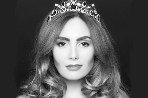 Floyd’s Collection Fotosession - Ein professionelles Fotoshooting in einem exklusiven Fotostudio mit Makeup und Haarstyling um € 160,-
